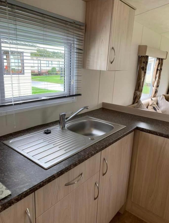Home From Home Caravan Hire Havens Thorpe Park Cleethorpes Extérieur photo